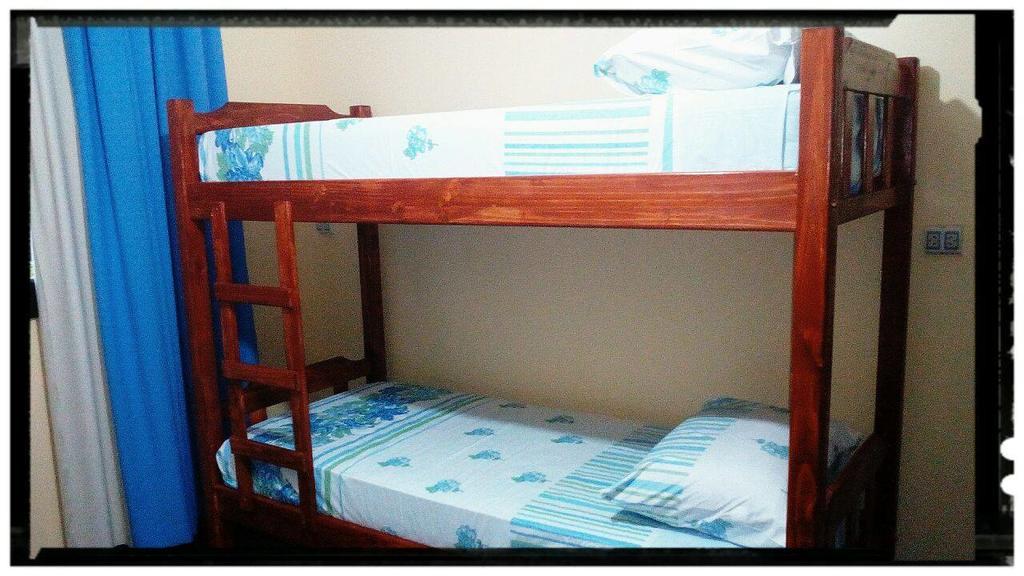 Tucan Hostel Пуерто-Іґуасу Екстер'єр фото