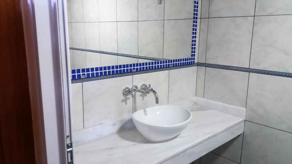 Tucan Hostel Пуерто-Іґуасу Екстер'єр фото